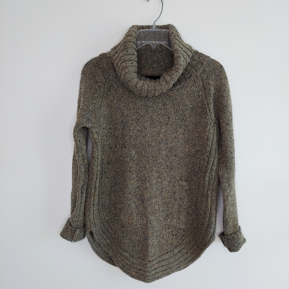 Cynthia Rowley Wool Blend Cowl-Neck Sweater Kangaroo Pockets Rounded Hem Tunic M - Picture 8 of 14
